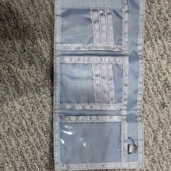 Minnie Mouse Wallet- NWOT - Picture 3 of 3